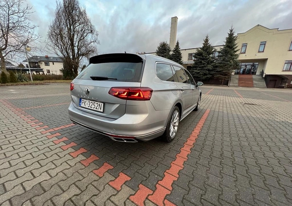 Volkswagen Passat cena 128999 przebieg: 78552, rok produkcji 2020 z Ostrzeszów małe 667